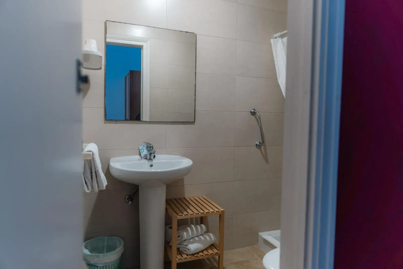 Guest house Hostal Regina Blanes