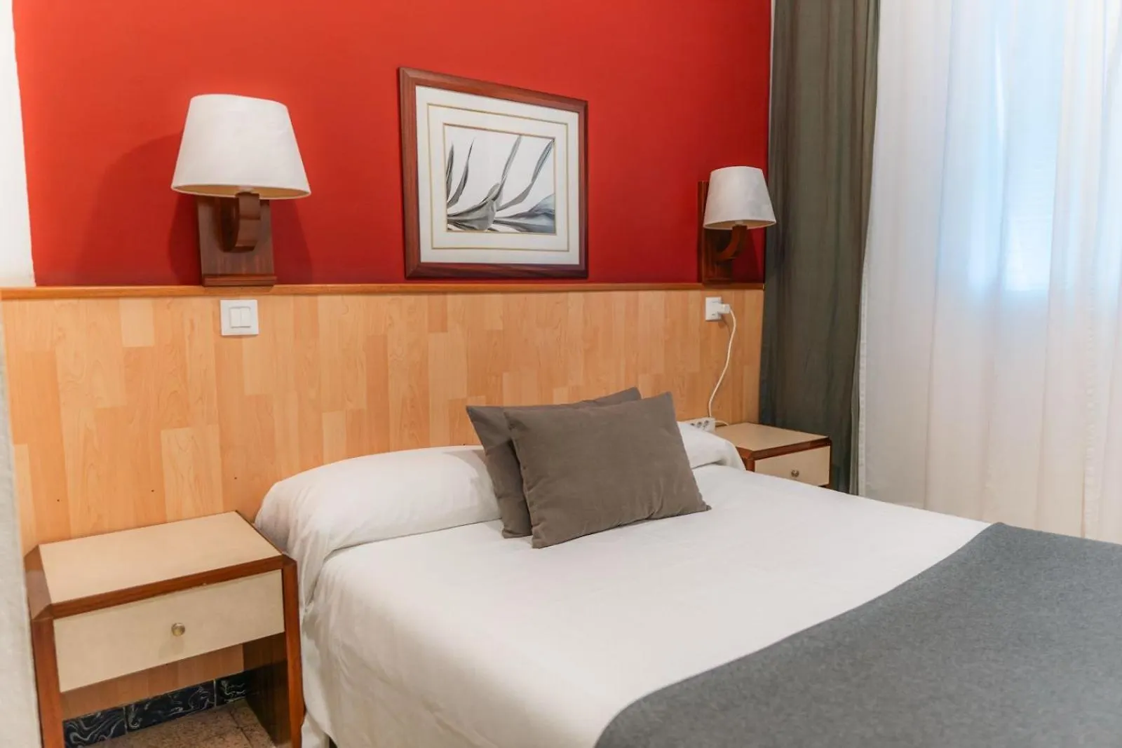 Guest house Hostal Regina Blanes