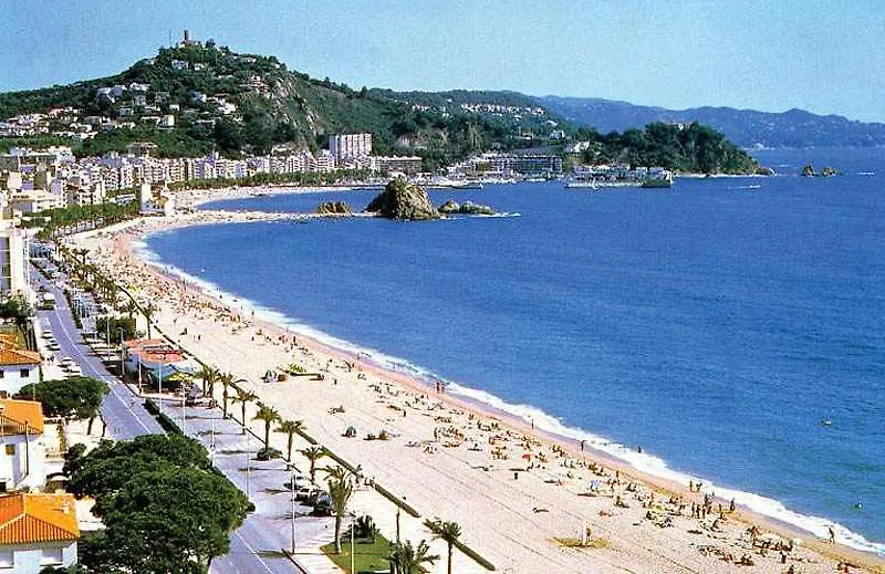 Hostal Regina Blanes Guest house